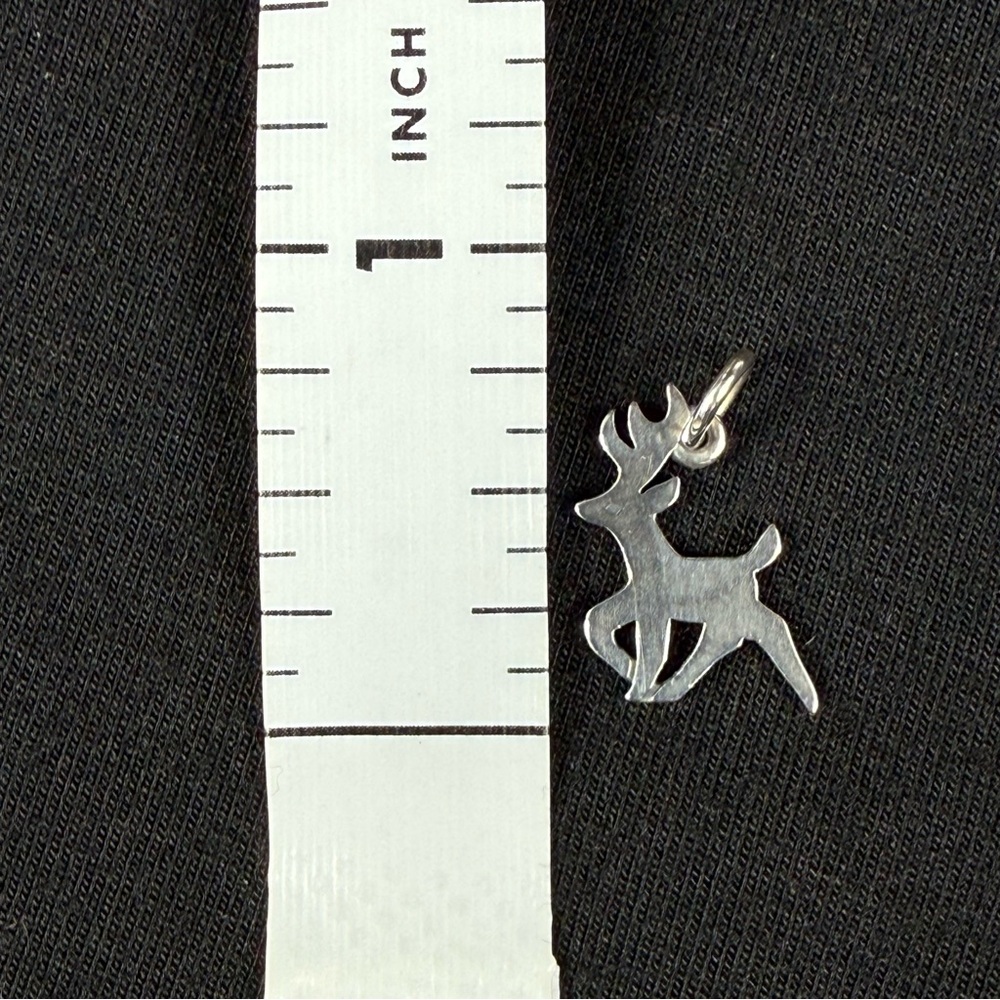 James Avery Retired Reindeer Sterling Silver Charm. - Picture 3 of 4